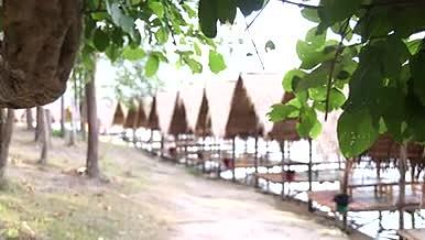 泰国湖面茅草屋水上餐厅视频的预览图